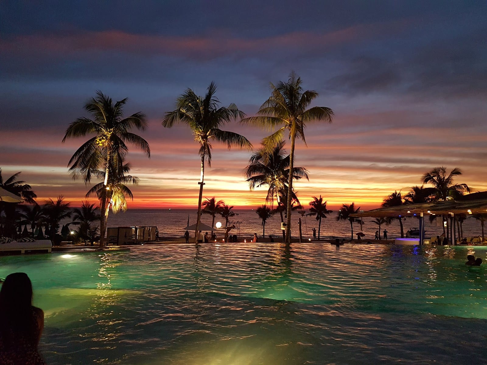 Alexa Beach Club Pattaya, Na Jomtien — Pattaya