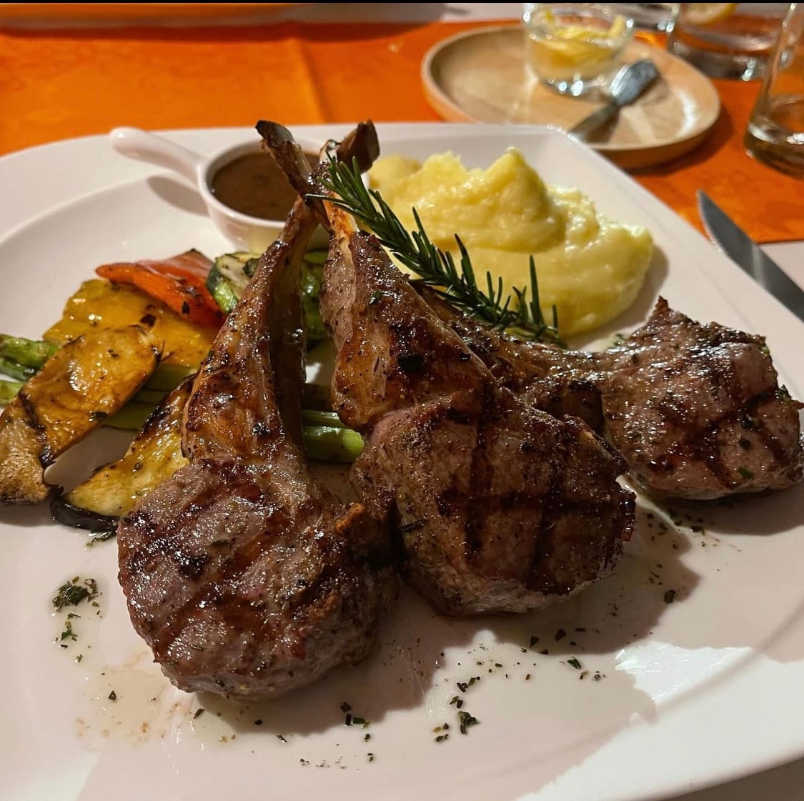 August — Eat & Drink in Pattaya, Pattaya