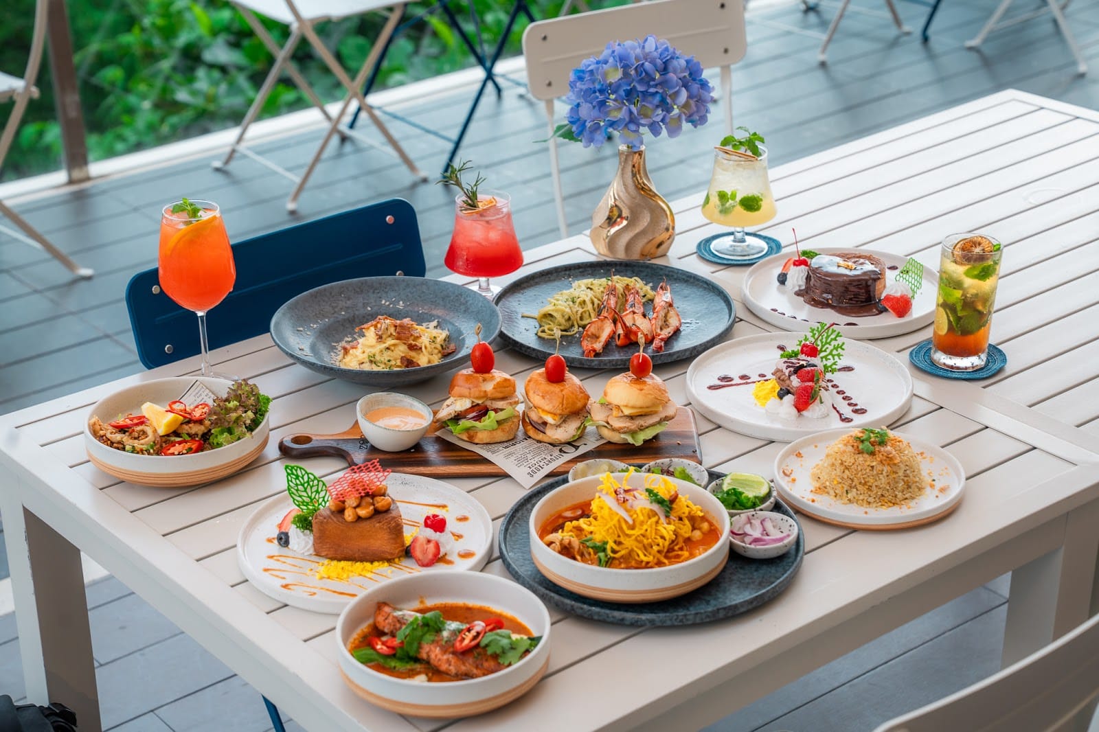Kliff Beach — Beaches & Beach Clubs in Pattaya, Pattaya