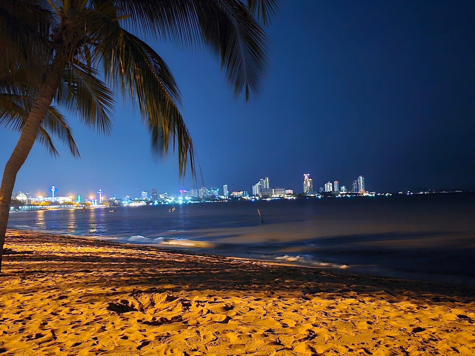 Krathing Lai Beach — Beaches & Beach Clubs in Pattaya, Pattaya