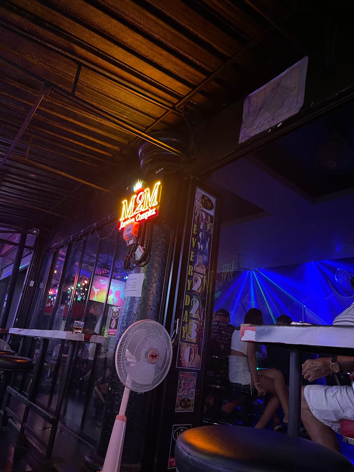 M2M Bar und Cabaret Show — Activities in Pattaya, Pattaya