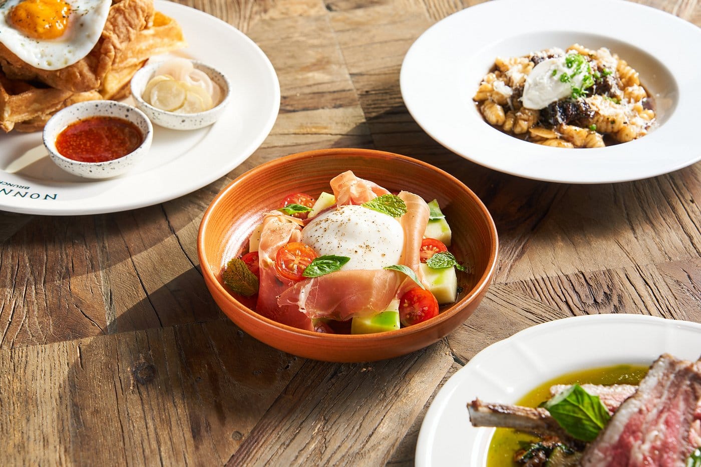 Moon Whale — Eat & Drink in Pattaya, Pattaya