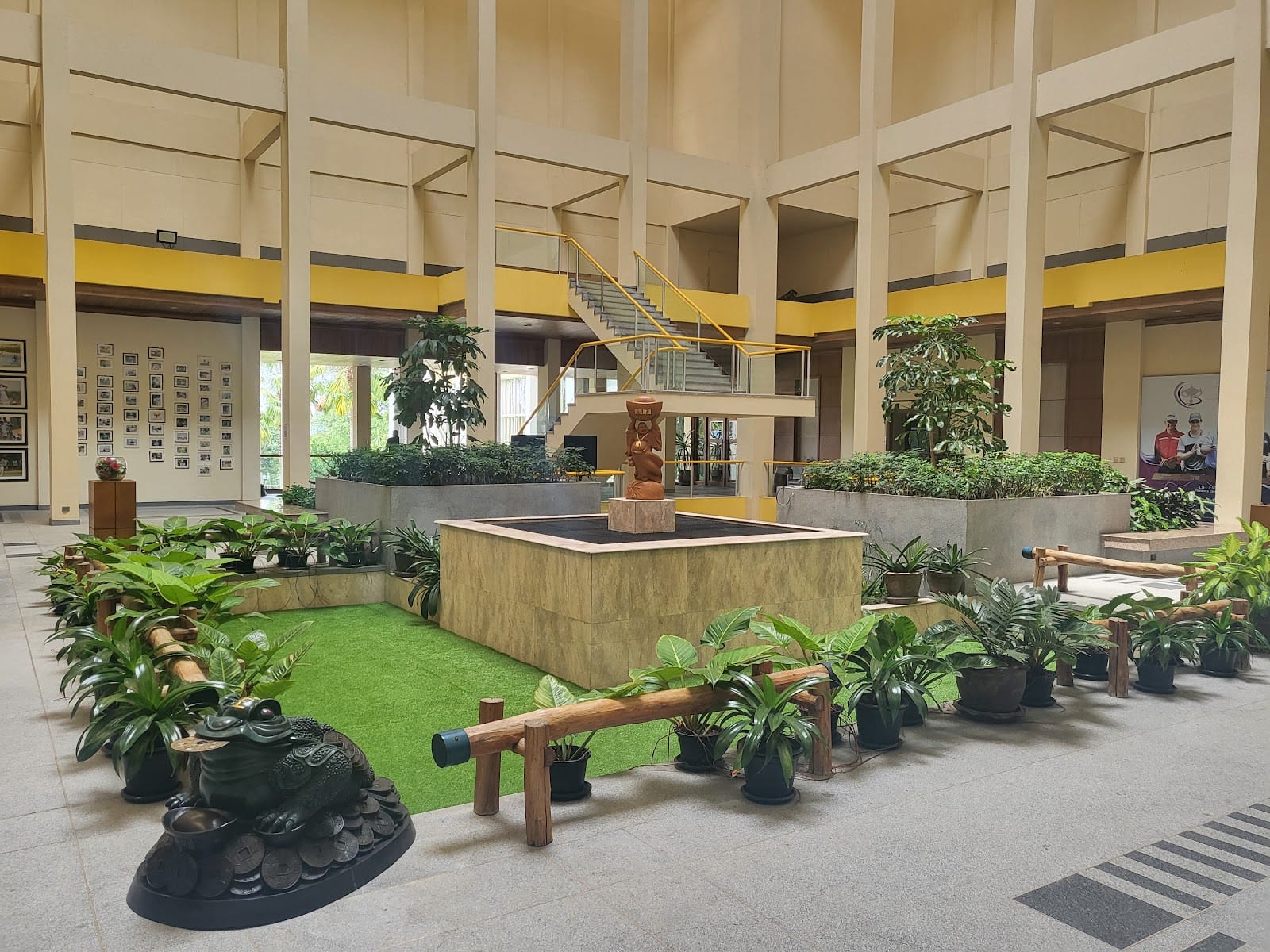 Phoenix Gold Golf & Country Club — Activities in Pattaya, Pattaya