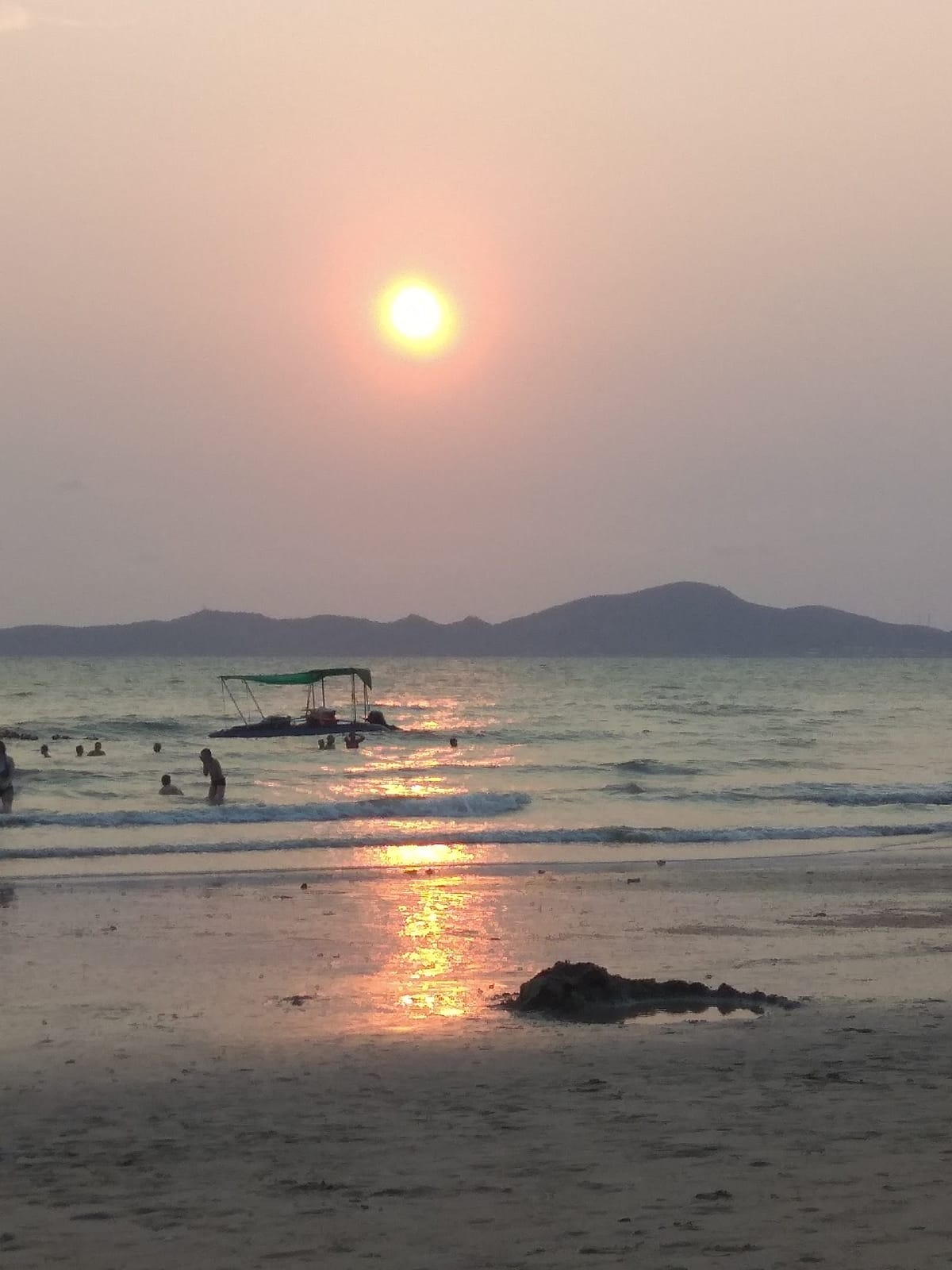 Pratumnak Beach — Beaches & Beach Clubs in Pattaya, Pattaya