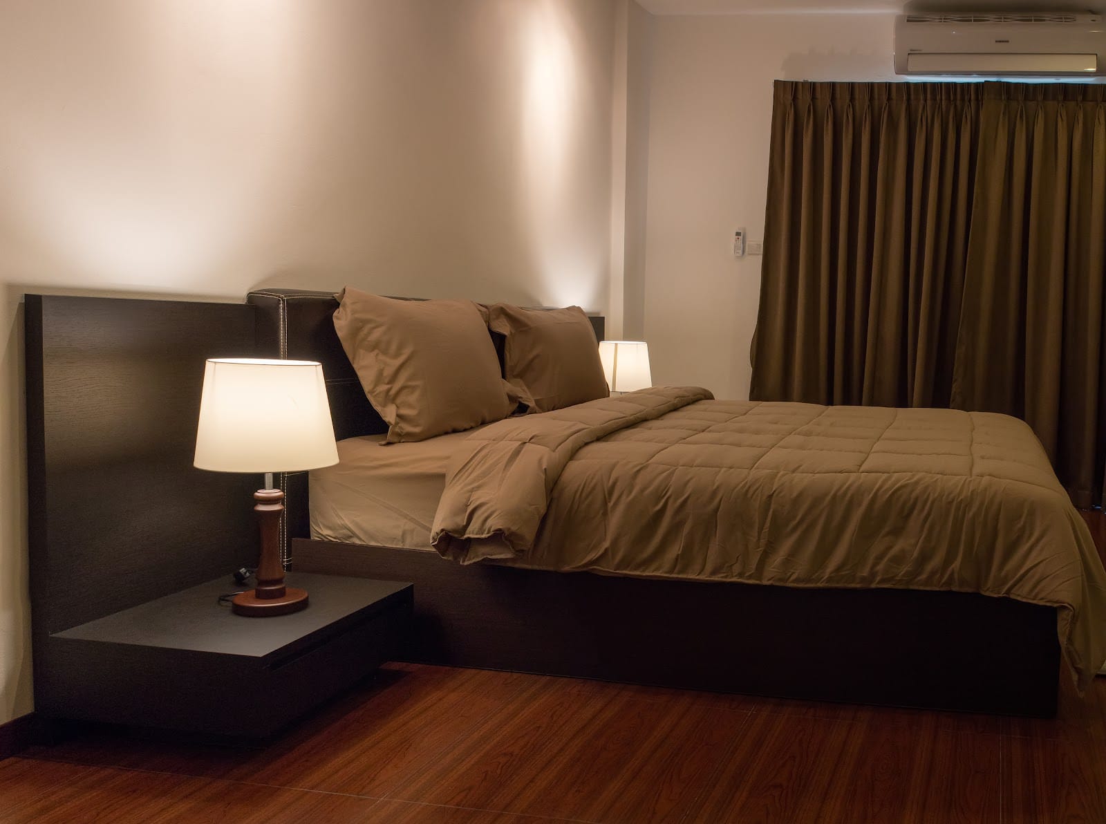 The Hideaway Guesthouse, Bar & Grill — Eat & Drink in Pattaya, Pattaya