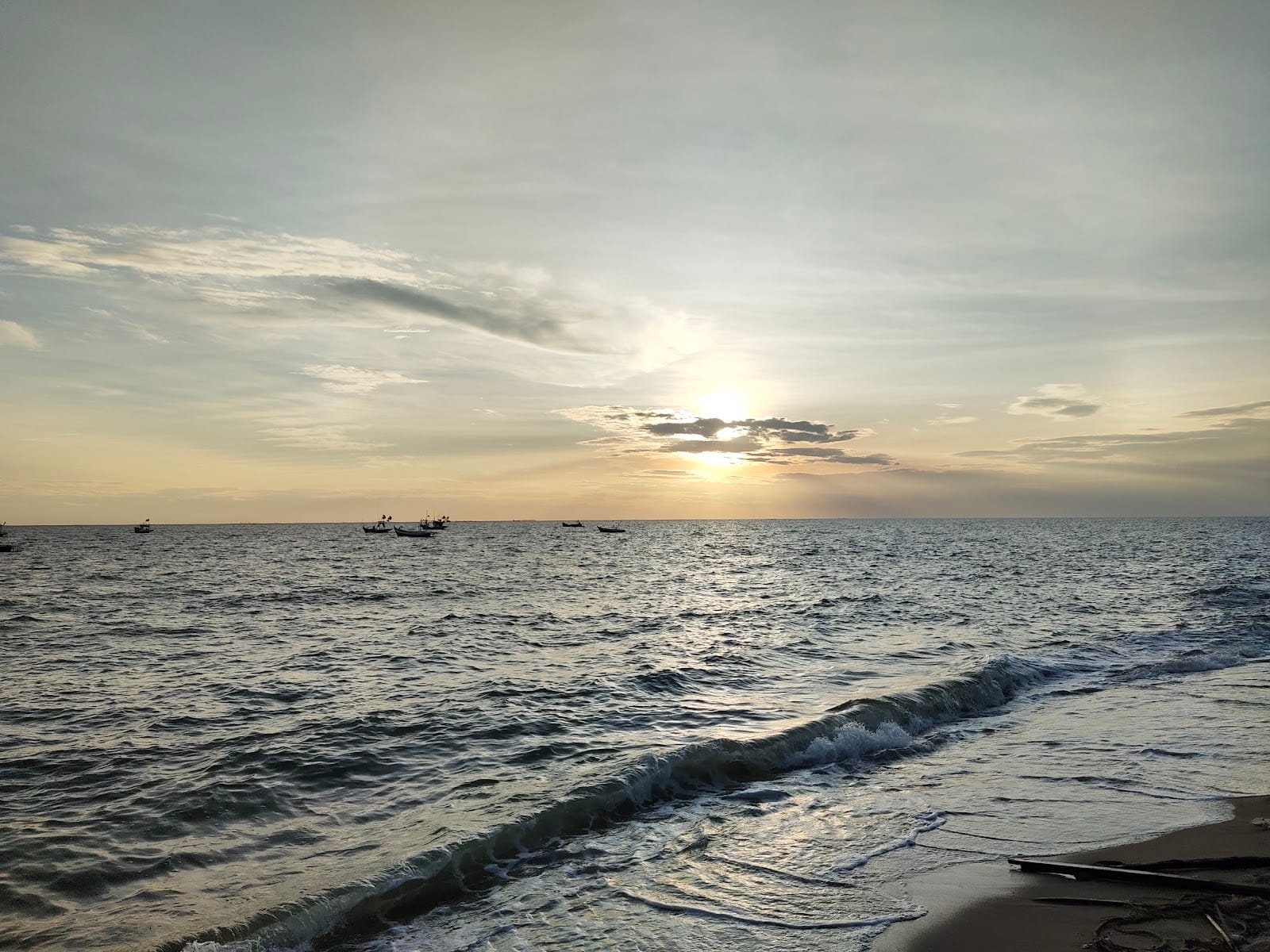 Wonnapha Beach — Beaches & Beach Clubs in Saen Suk, Pattaya